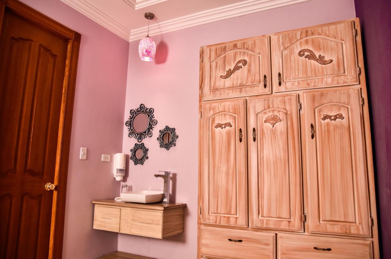 Hotel Boutique Casa Ruth En Cuenca Dış mekan fotoğraf