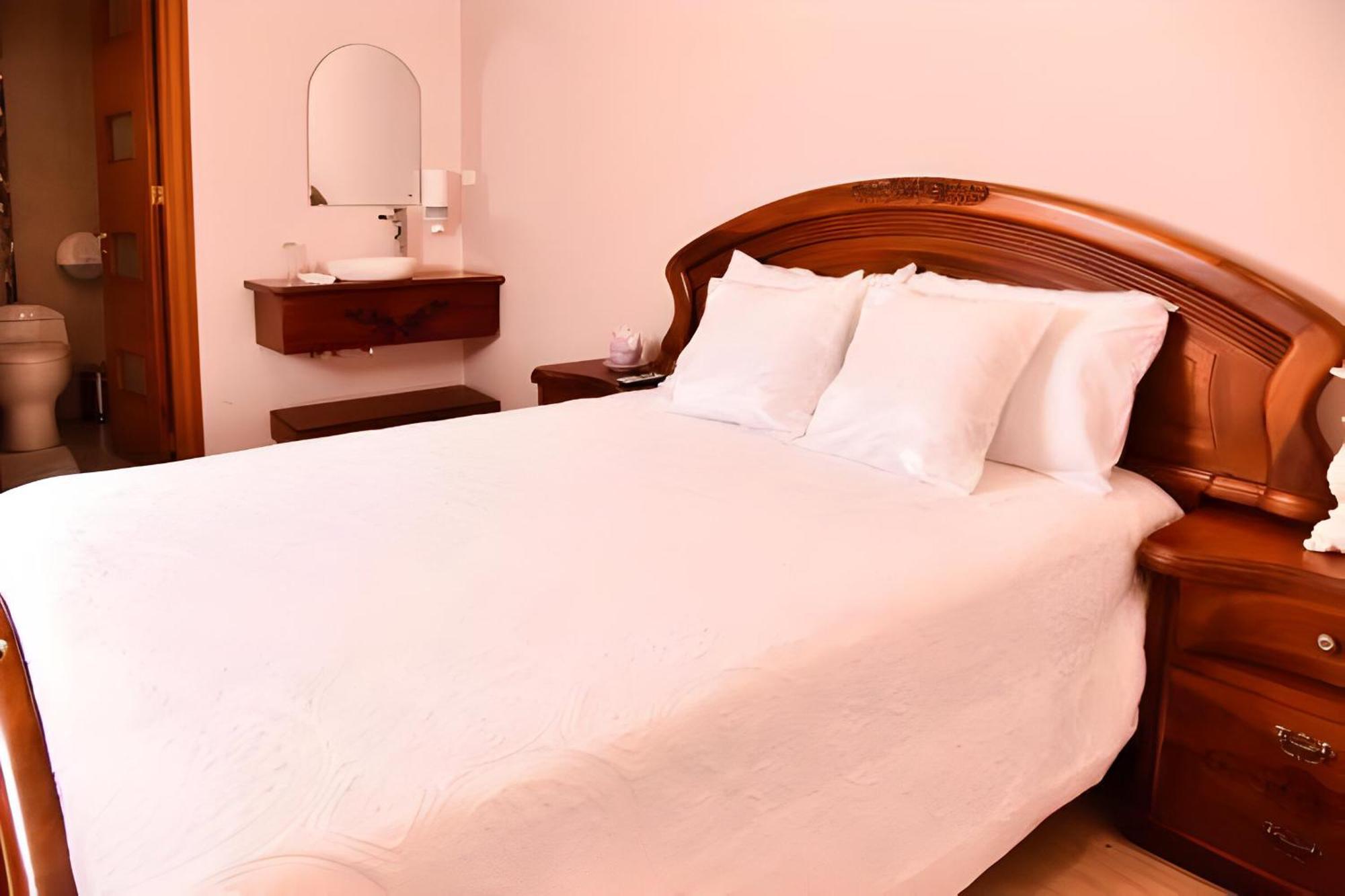 Hotel Boutique Casa Ruth En Cuenca Dış mekan fotoğraf