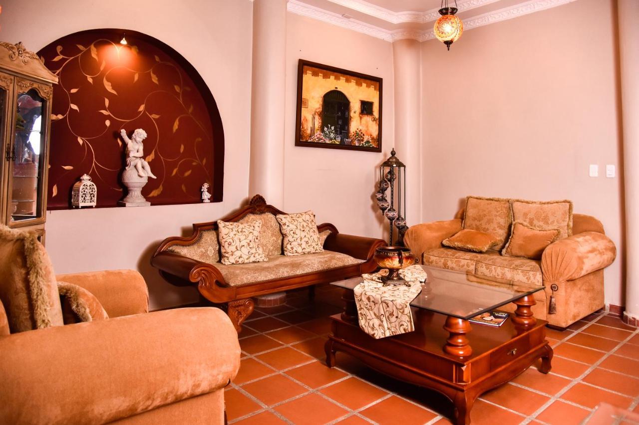 Hotel Boutique Casa Ruth En Cuenca Dış mekan fotoğraf